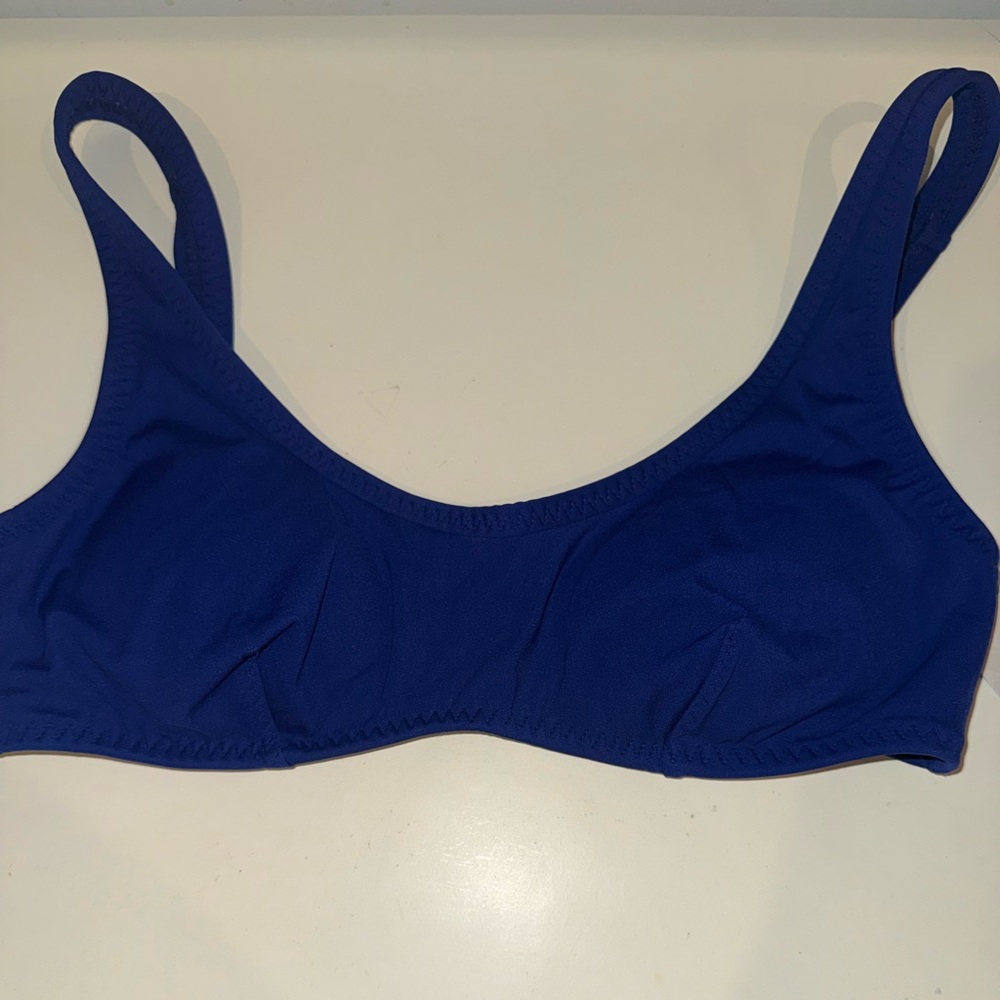 NWT Fabletics Vibrant Blue Bikini Top